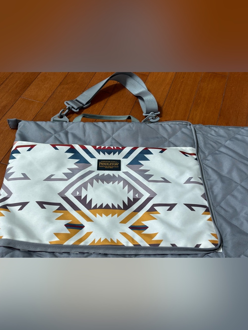 Pendleton Outdoor Packable Blanket Southwestern Multicolor Quilted Gray 60”X 72”